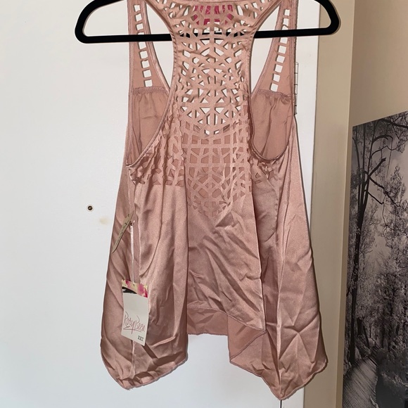 RORY BECA TOP - Picture 2 of 2